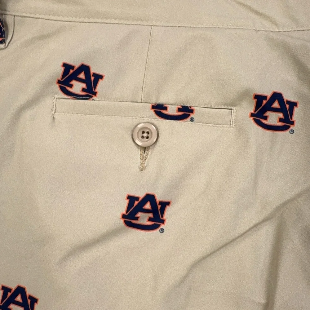 Auburn Tigers Shorts Mens 44 Beige NCAA Football Fanpants All Over Logo Print